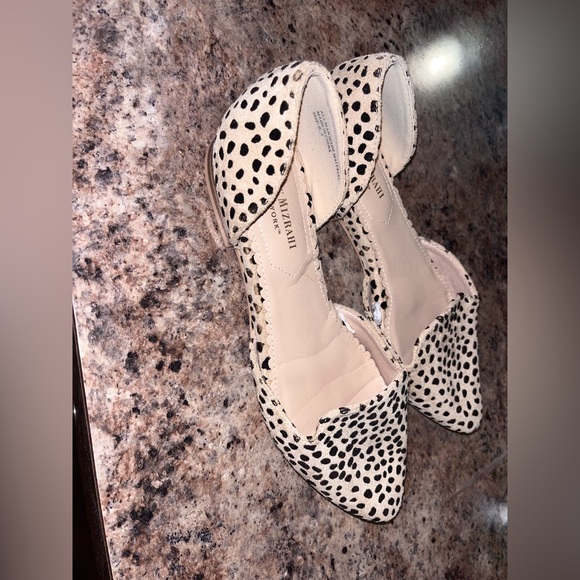 ISAAC MIZRAHI Leopard Print Pointed Toe Flats Shoes Size 6.5 black tan suede - Picture 3 of 7